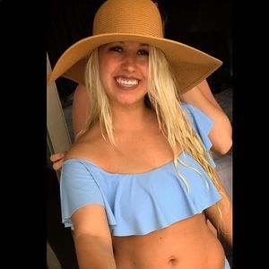 Meet your Posher, Tiffany